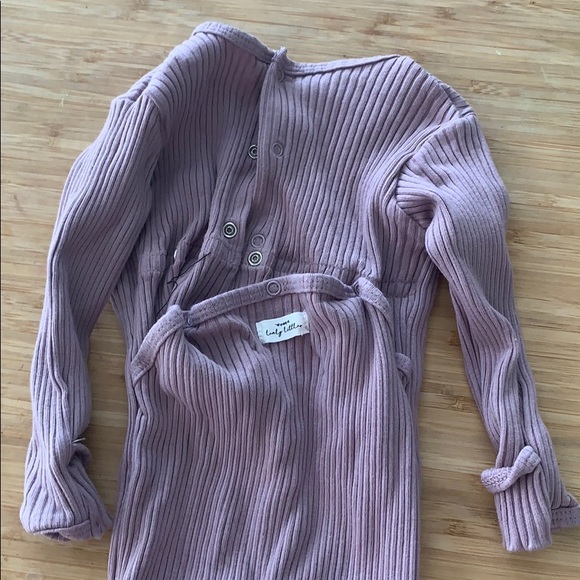 Lovely littles onesie - Picture 4 of 4